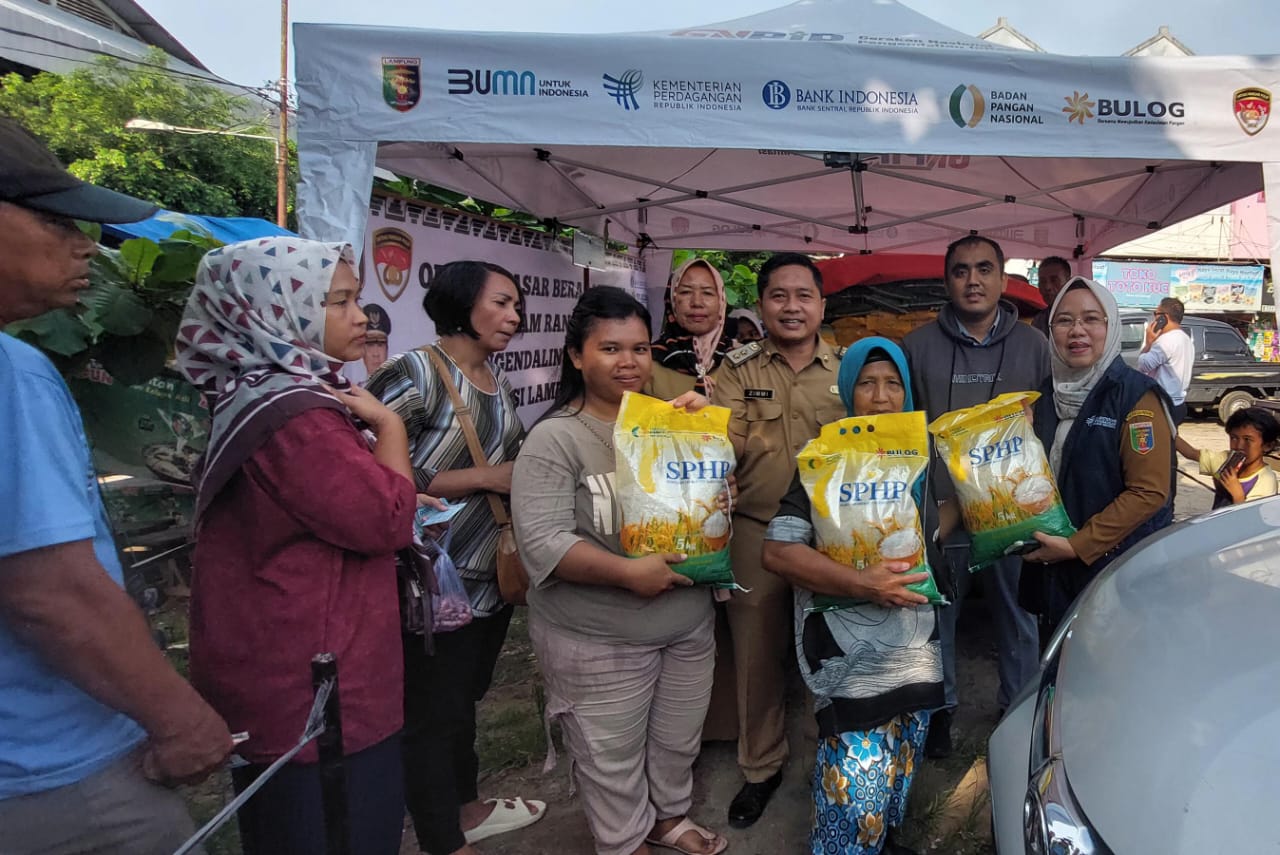 Pemprov Lampung Gelar Operasi Pasar Untuk Stabilkan Harga Beras Dan